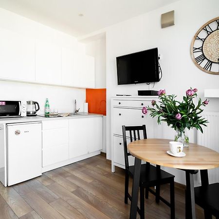 Central Hollidays Apartments Варшава Екстер'єр фото